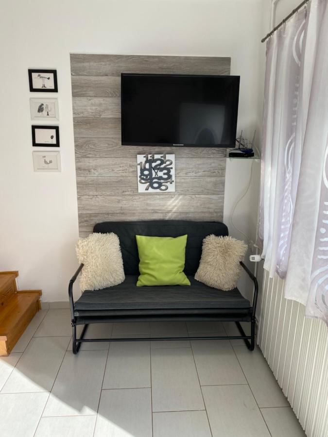 Rita Apartmanhaz Buk Ngoại thất bức ảnh