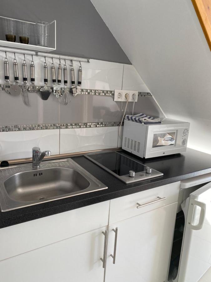 Rita Apartmanhaz Buk Ngoại thất bức ảnh